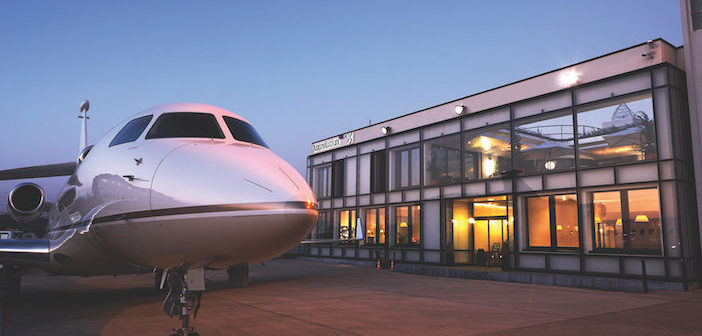 Paris Le Bouregt VIP Terminal