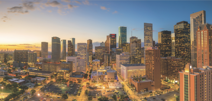 Your guide to flying to the largest city in Texas