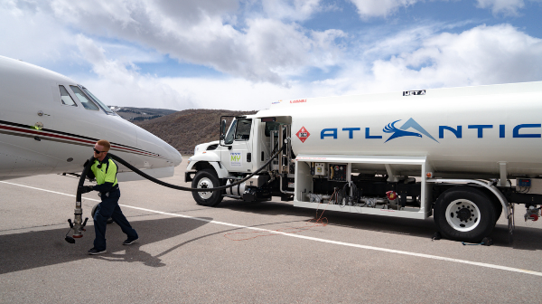Atlantic Aviation has announced that it is offering sustainable aviation fuel for retail sale from its FBO at Los Angeles International Airport (LAX)