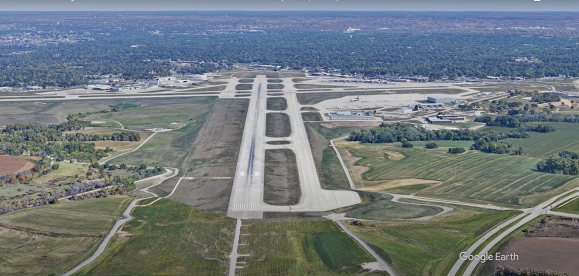 FAA explores why Des Moines International is challenging for pilots to