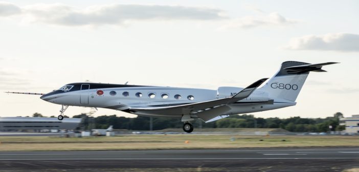 The all-new ultralong-range Gulfstream G800 has made its first international flight